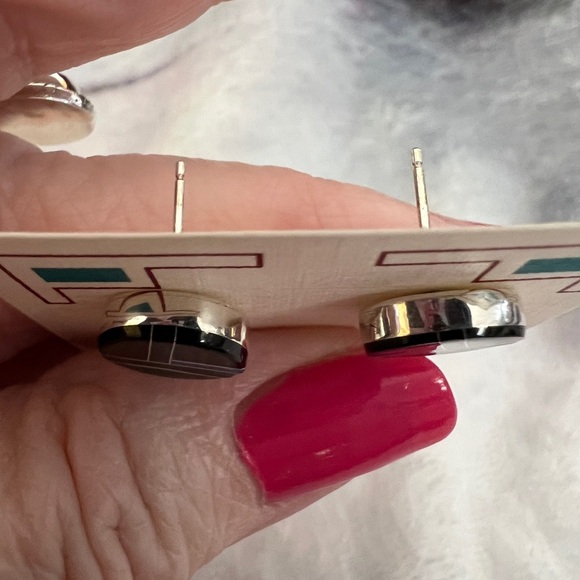 ❤️ SIGNED Native “8M” Zuni Black Onyx & Opal Stud Earrings 925 New Mexico 9.6mm - Picture 7 of 14